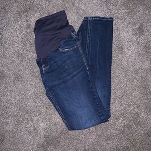 Old navy maternity skinny jeans